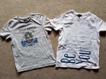 Lot de 2 tee shirts manches courtes été ikks garçon 4ans