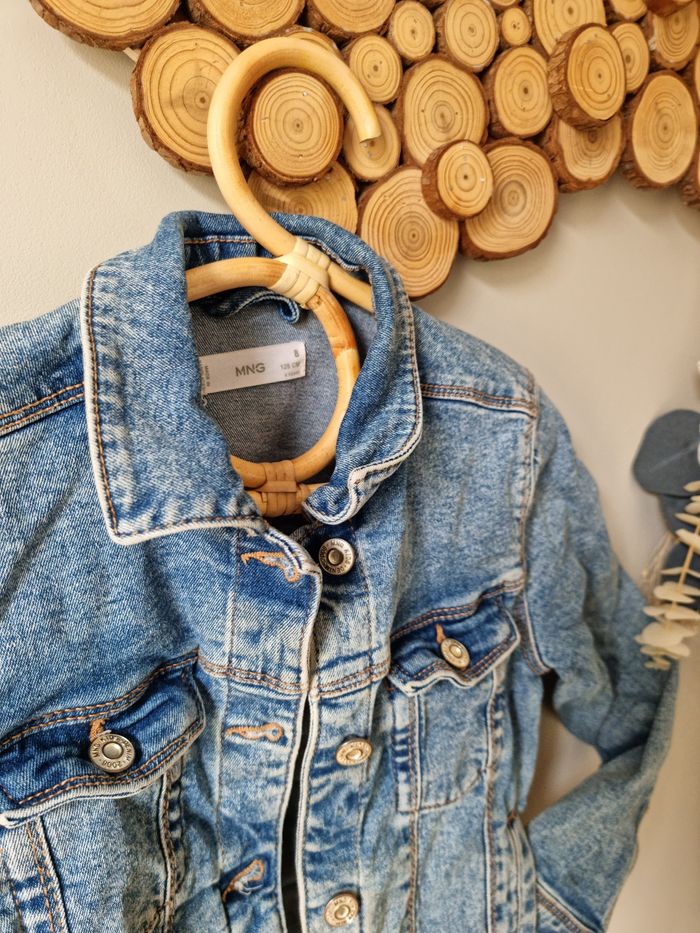 Veste en jeans
Mango
Taille 8 ans - 128 cm
Excellent état - photo numéro 2