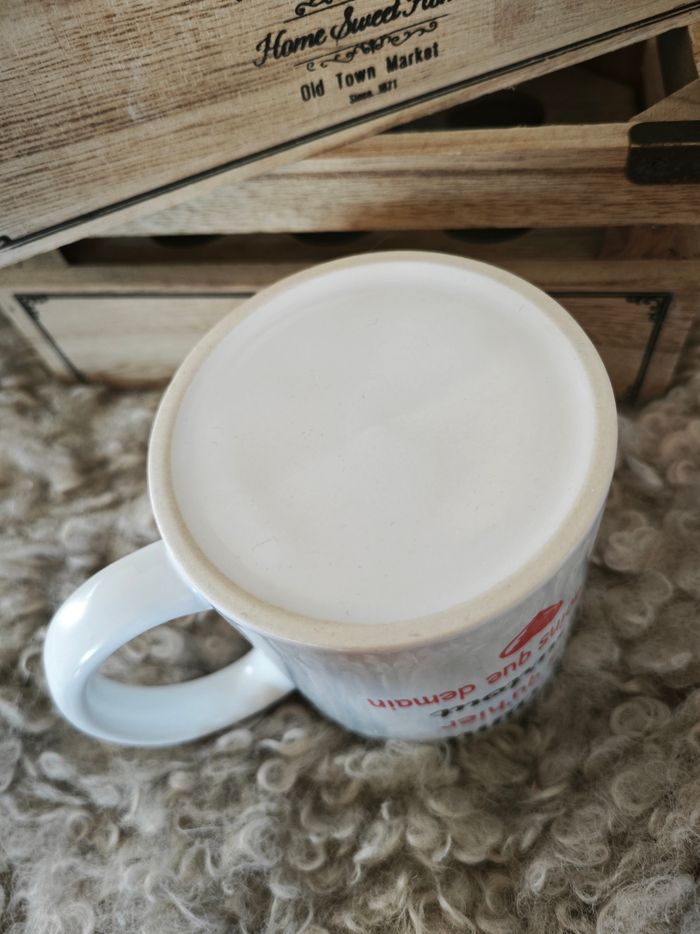 Tasse Idée Cadeau Saint Valentin - Je t'aime plus qu'Hier - photo numéro 8
