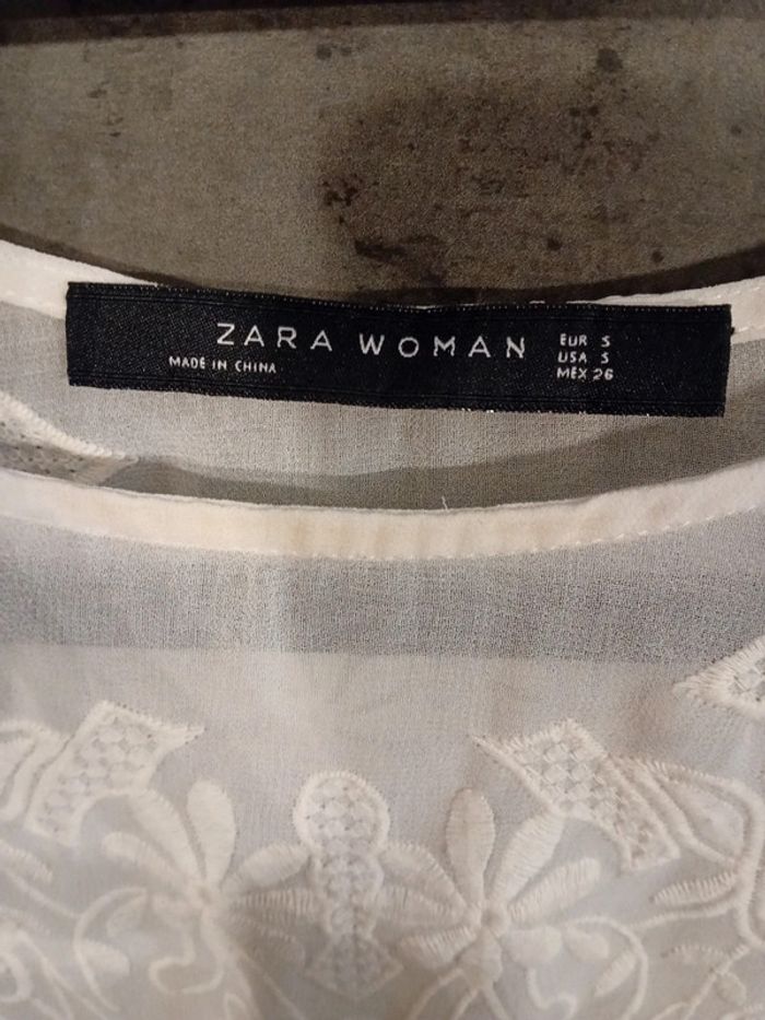 Haut Blanc Brodé Zara - photo numéro 2