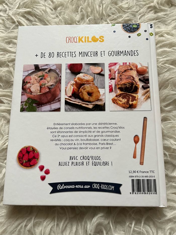 Livre recettes Croq Kilos Les classiques revisités  TBE 🍴 - photo numéro 2
