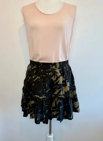 Jupe Essentiel en soie taille 40 noire et kaki parfait état