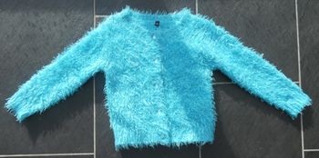 Joli gilet tout doux fille 5 ans neuf