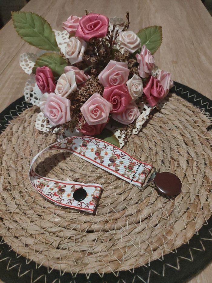 🌿Attache tétine Rennes du père Noël🌿