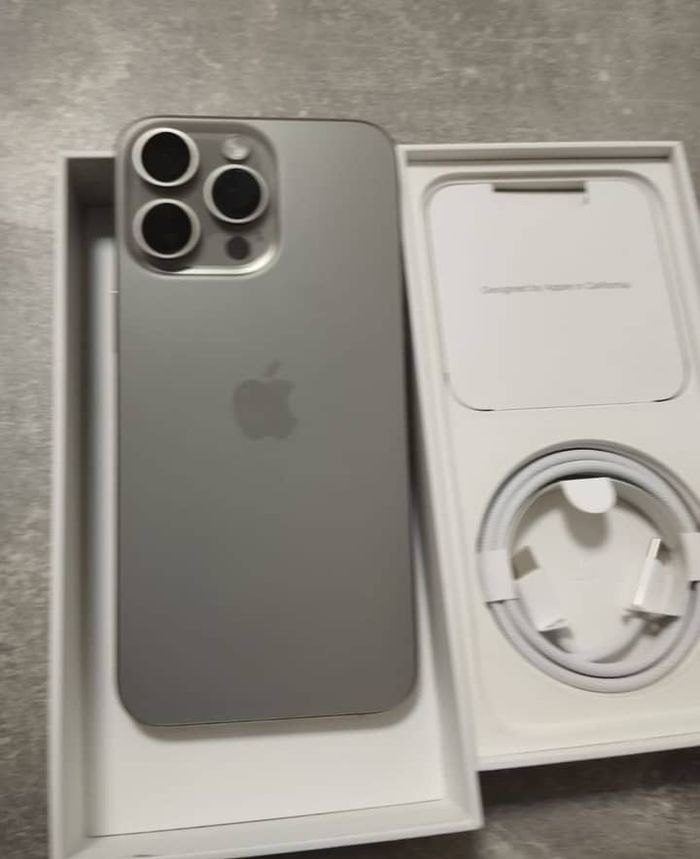 Iphone _15_pro_max - photo numéro 4