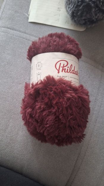 Lot de 2 pelotes de laine Phil Inuit Fausse fourrure