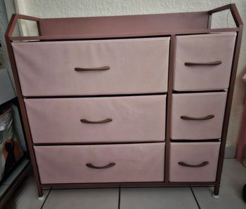 Commode rose