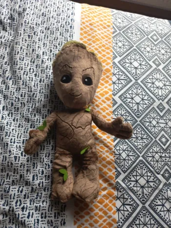 Peluche Groot Marvel