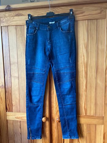 Jean femme taille 36 Mim