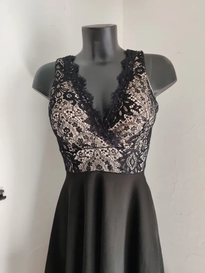 Robe dos nu taille 38 - photo numéro 2
