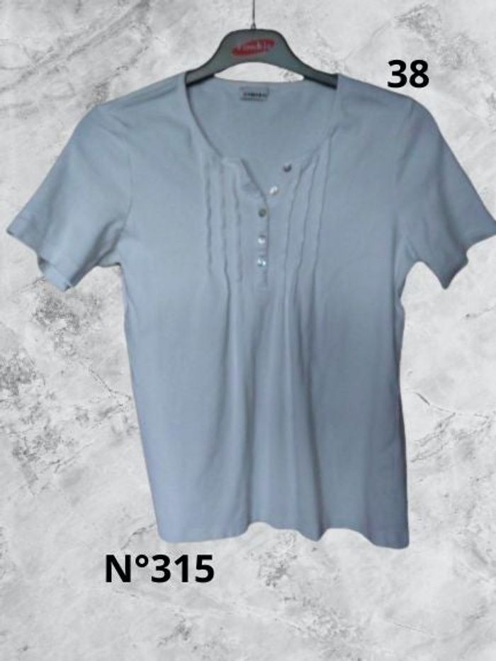 N°315 T-shirt blanc T38. Damart.
