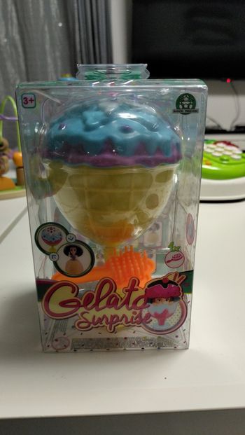 Poupée Gelata jaune