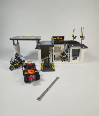 Playmobil Quartier Général transportable Commissariat de Police