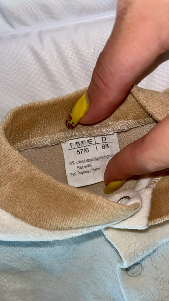Pyjama velours beige et blanc mixte taille 6mois - photo numéro 3