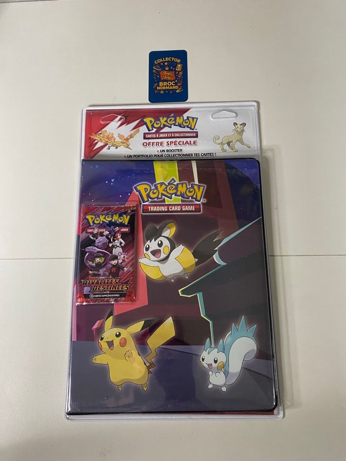 Carte Pokemon Portfolio avec booster EV10