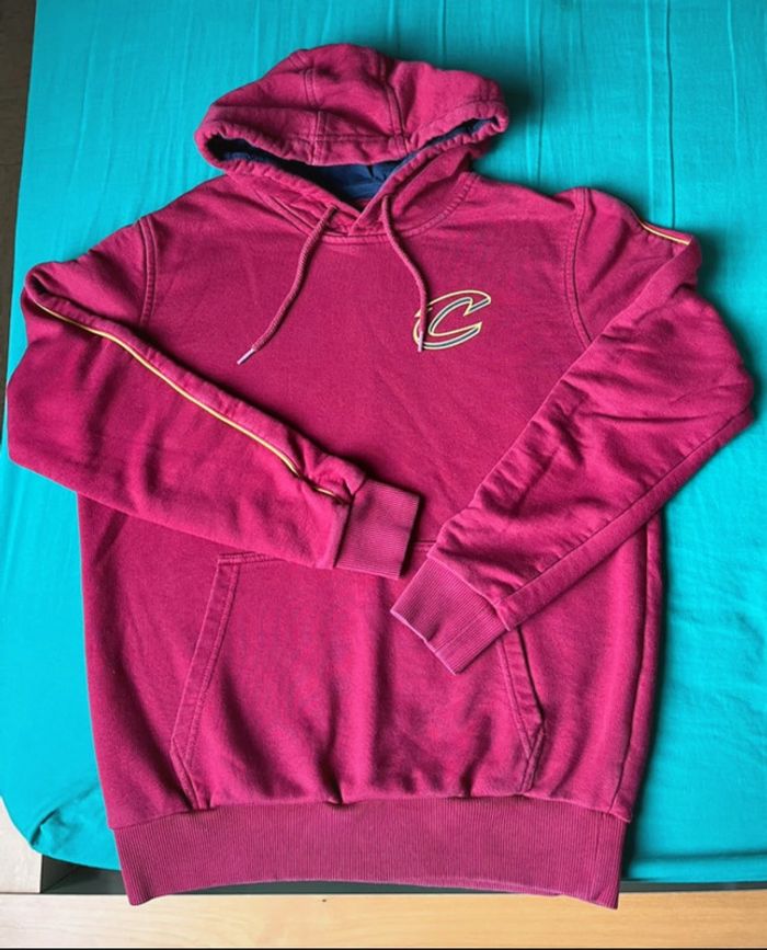 Sweat à capuche NBA les Cavs de Cleveland New Era - photo numéro 3