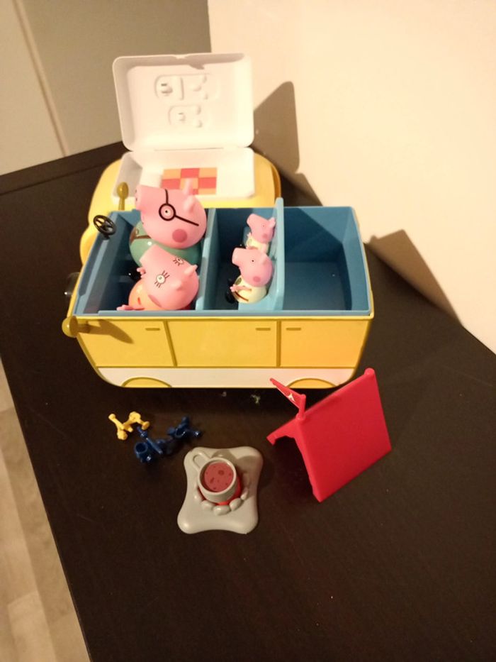 Camping car Peppa pig jaune - photo numéro 7