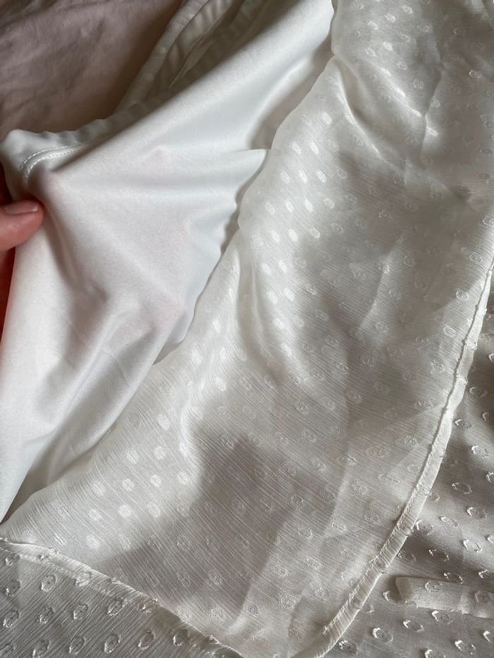 Robe blanche esprit - photo numéro 4