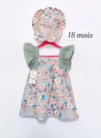Robe bébé fille et chapeau taille 18 mois neuve