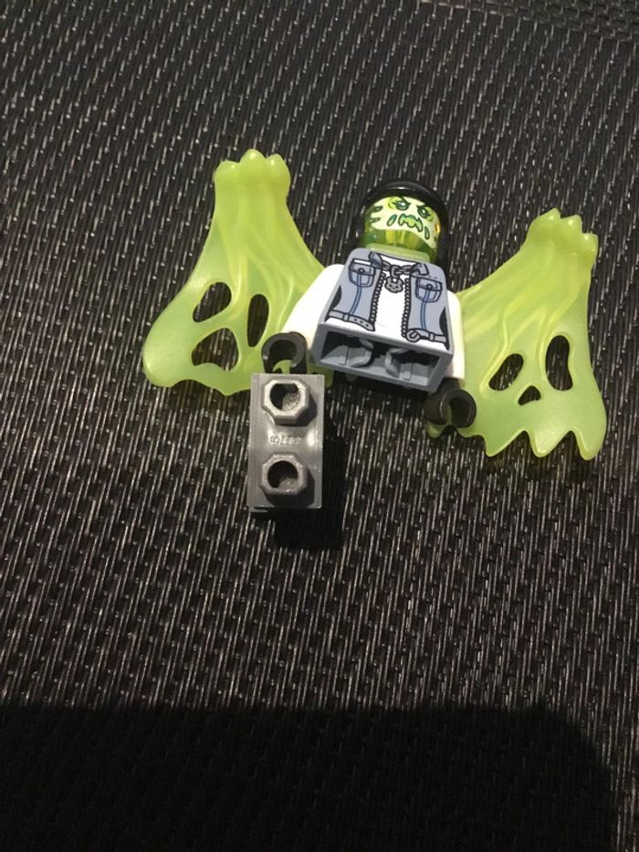 Lego Hidden Side Joey hs026 set 70421 minifigure mini figurine lego officiel - photo numéro 5