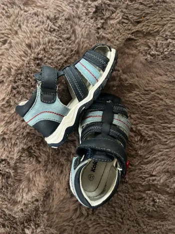 Nue pieds enfant