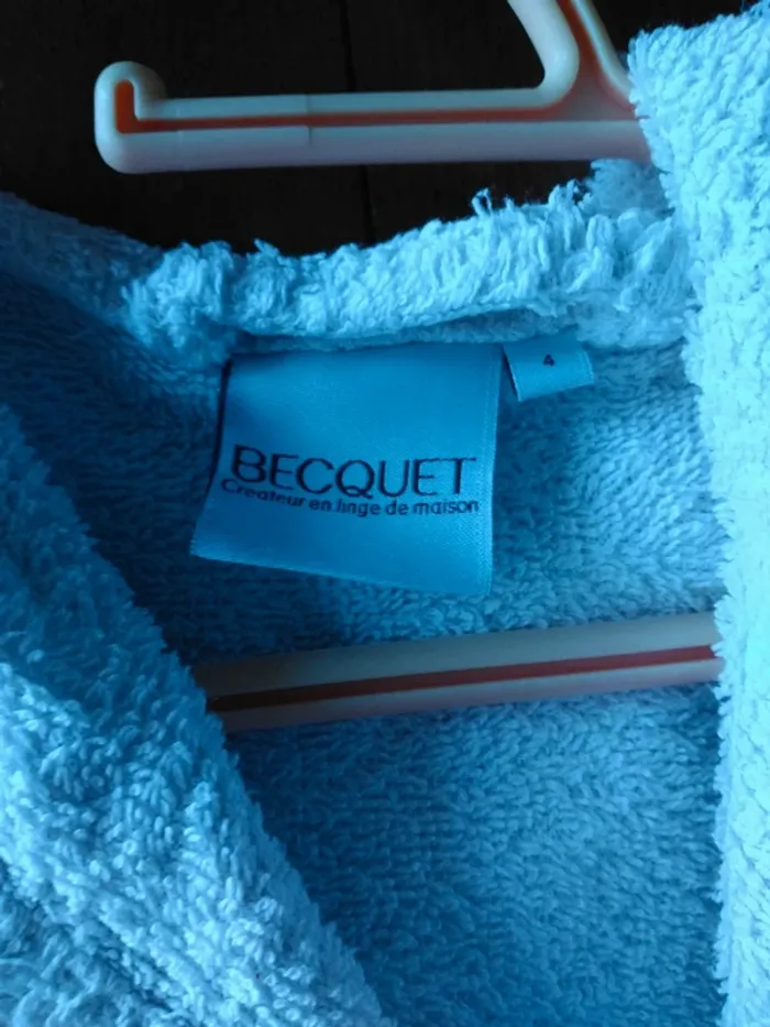 Peignoir à capuche brodé - photo numéro 2