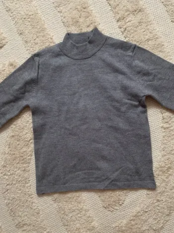 👕 Pull col roulé gris – Zara – Taille 4 ans (104 cm)