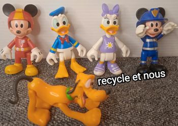 lot de figurines articulables disney mickey et ses amies