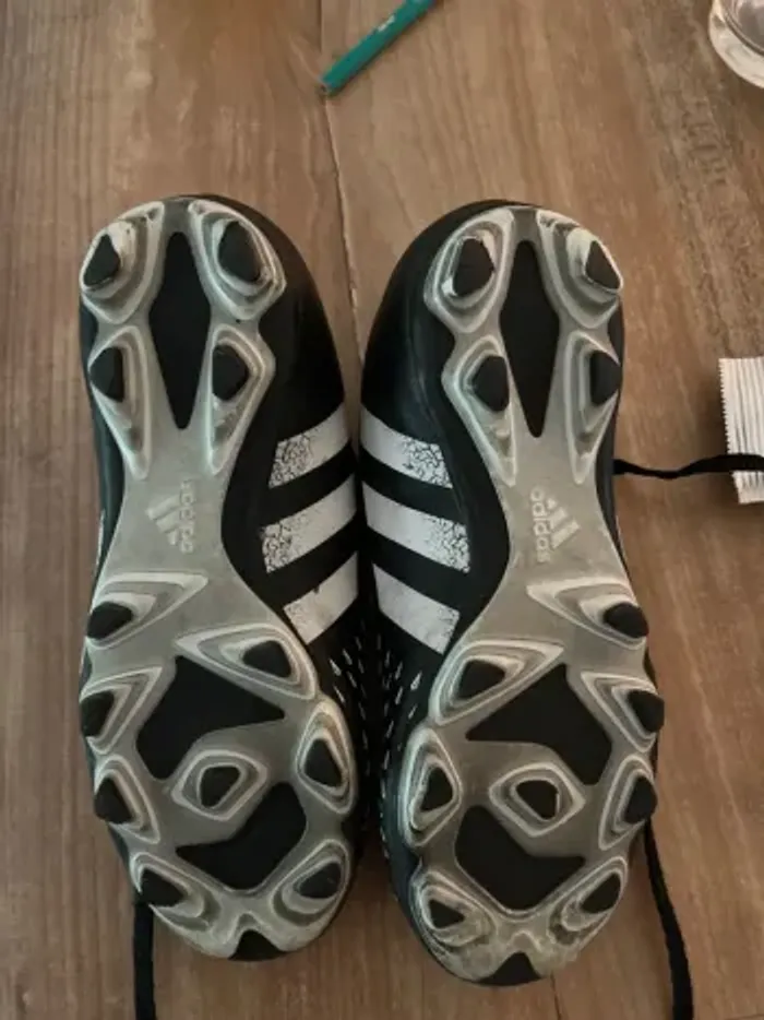 Chaussure foot pointure 31 - photo numéro 4