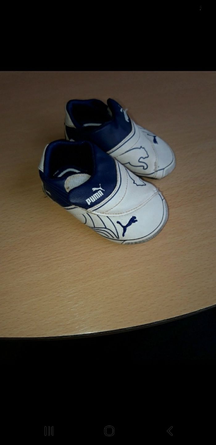 Baskets Puma taille 18