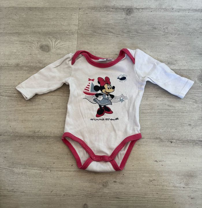 Lot de 2 bodies 3 mois Disney - photo numéro 6