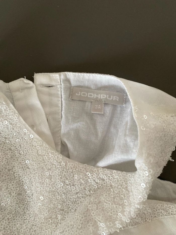 Robe blanche 3 ans - photo numéro 3