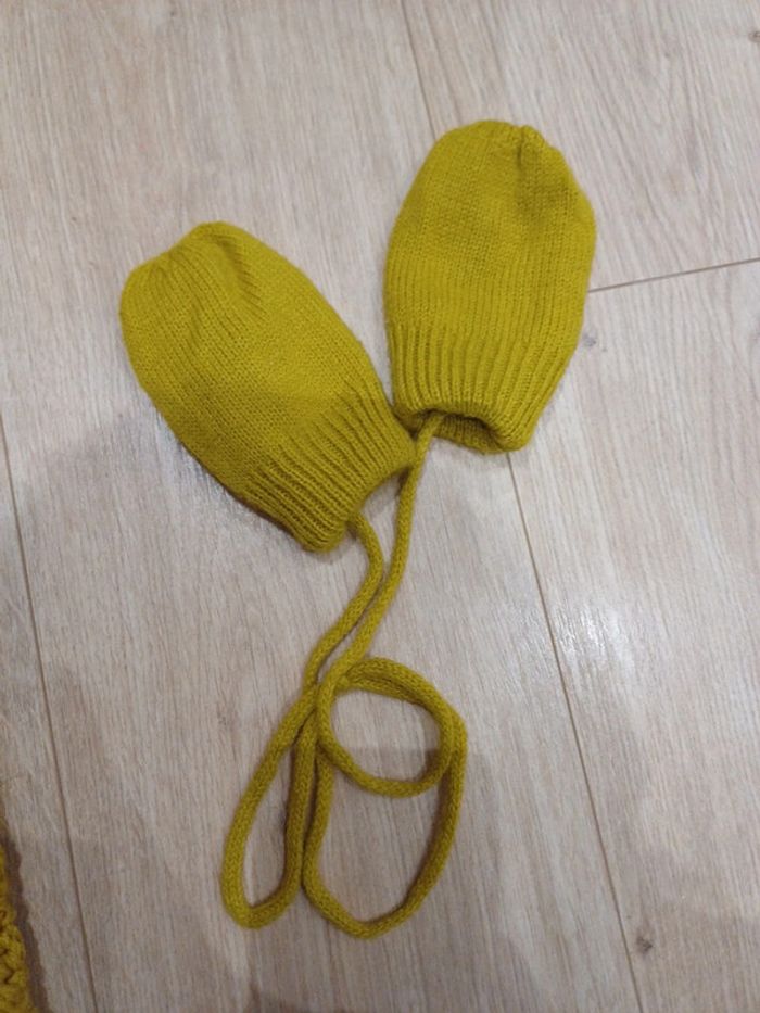Ensemble moufles béret et snood moutarde - photo numéro 4