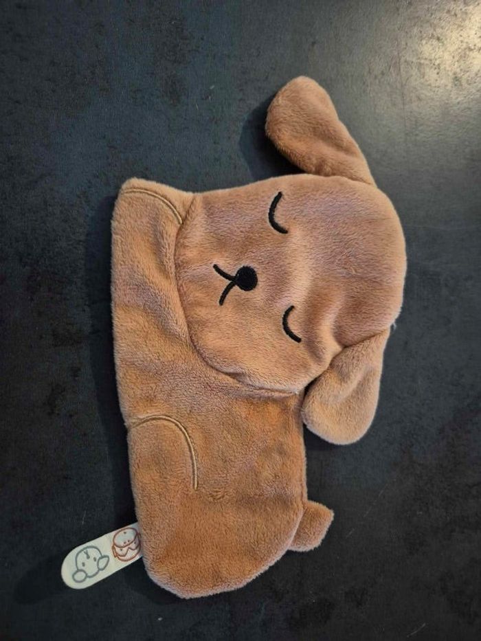 Jouet bruit et doudou marionette