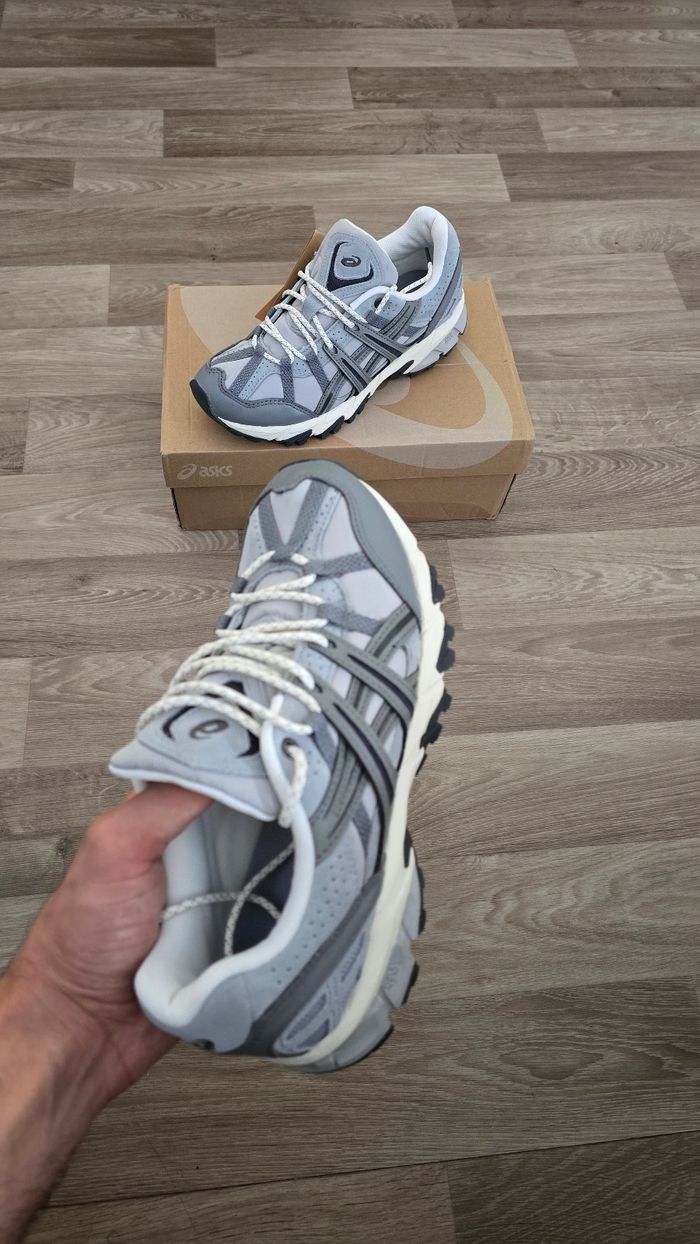 Baskets Asics Gel-Sonoma – pointure 39 – neuves avec étiquette - photo numéro 2