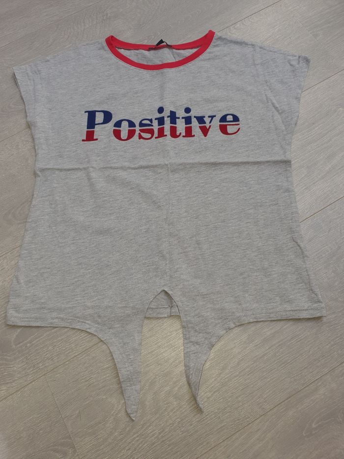 tee short gris et rouge kiabi