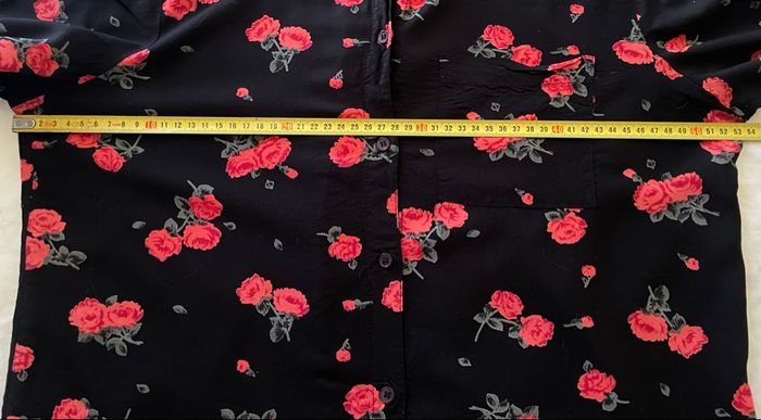 Chemisier noir avec roses »Fashion Private Company »manches longues - photo numéro 4