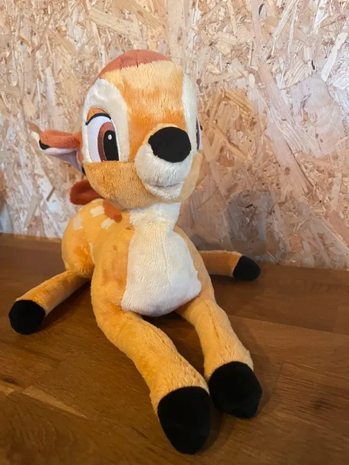 Peluche Disney Disneyland Paris Bambi 35 cm - photo numéro 2
