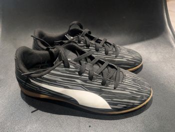 Basket foot salle 38.5 puma