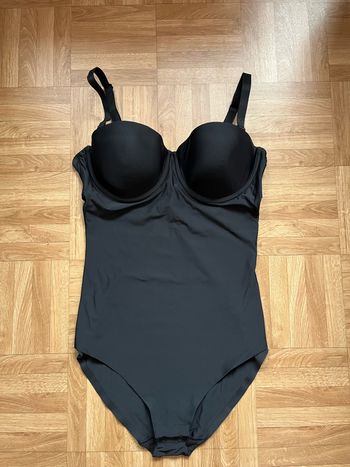 Body noir avec armatures