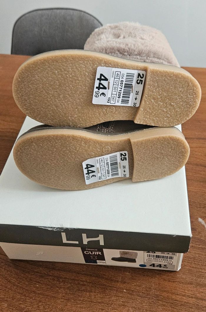 Paire de bottes 25 - photo numéro 3