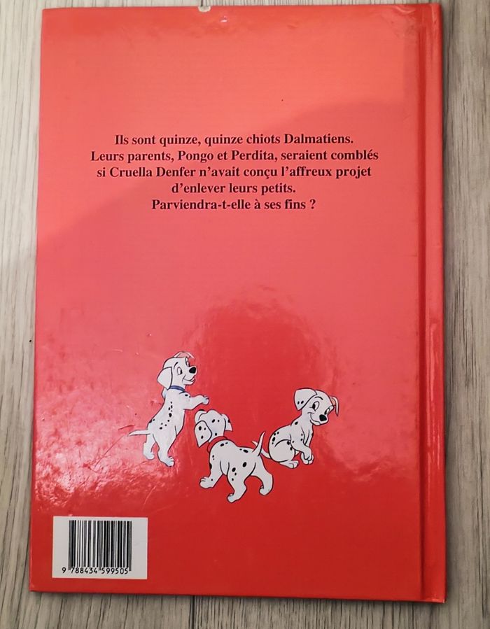 Livre "Les 101 Dalmatiens" - photo numéro 2