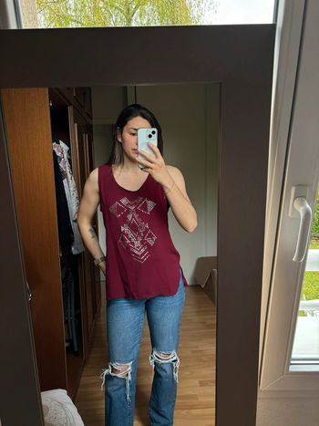 Débardeur bordeaux à motif