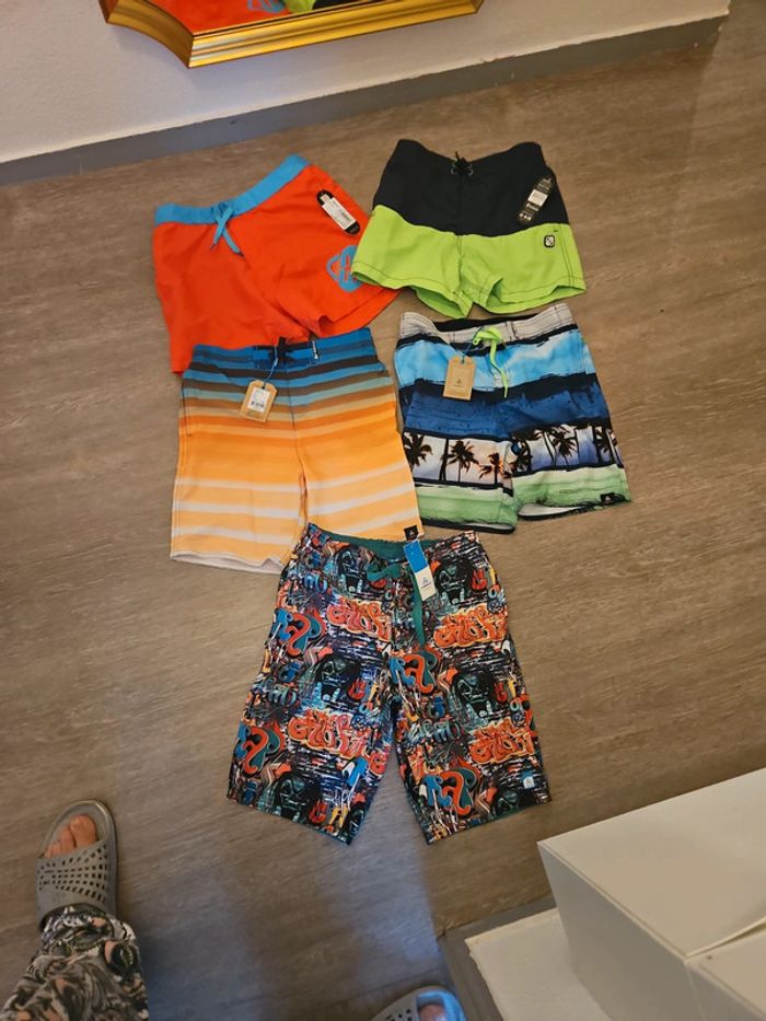Lot shorts neufs