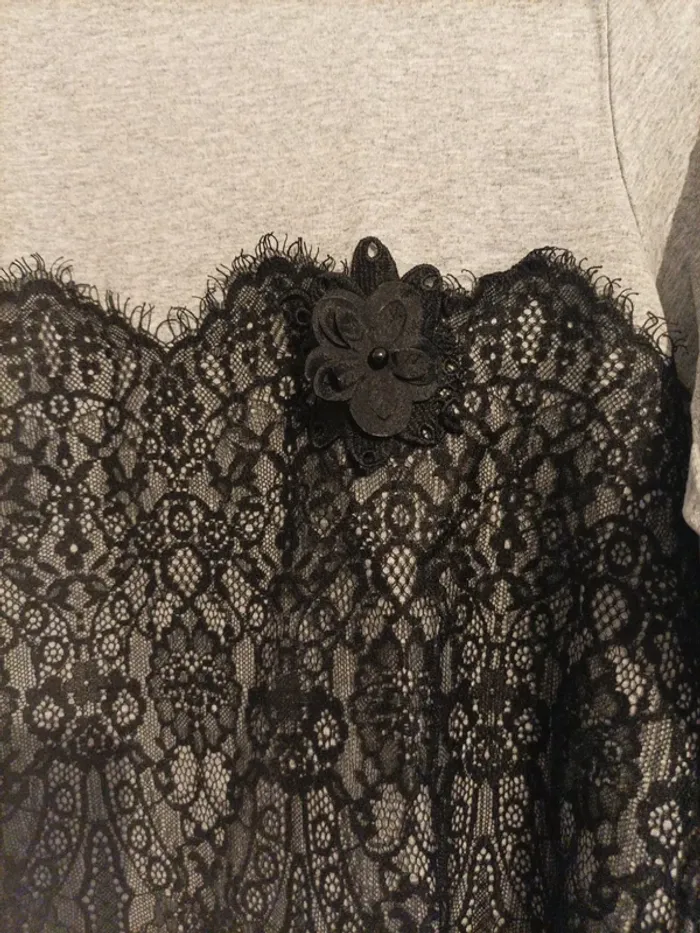 Pull dentelle - photo numéro 3