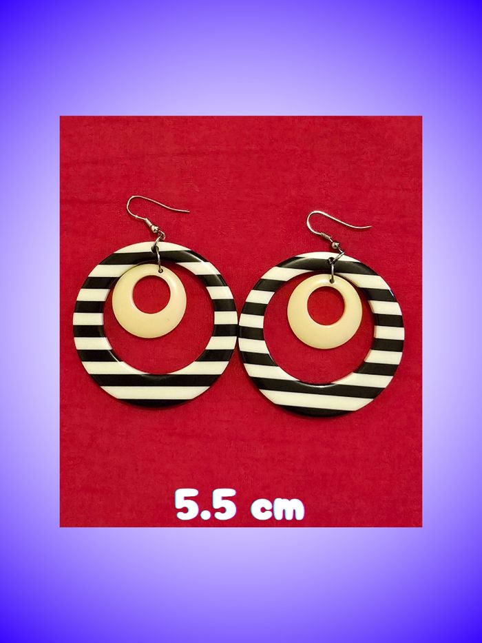 Grandes Boucles d'Oreilles Pendantes Créoles – Motif Rayures Noir et Blanc – Style Rétro/Pin-up – Très Bon État