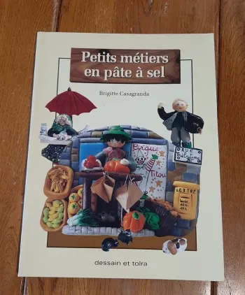 Livre "Petits métiers en pâte à sel"