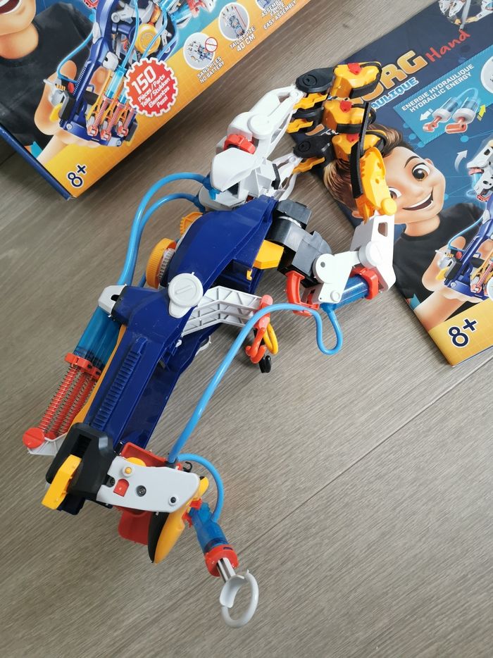 Main hydraulique cyborg de buki - photo numéro 3