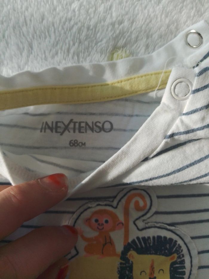 Lot tshirt manche courte 6mois - photo numéro 3