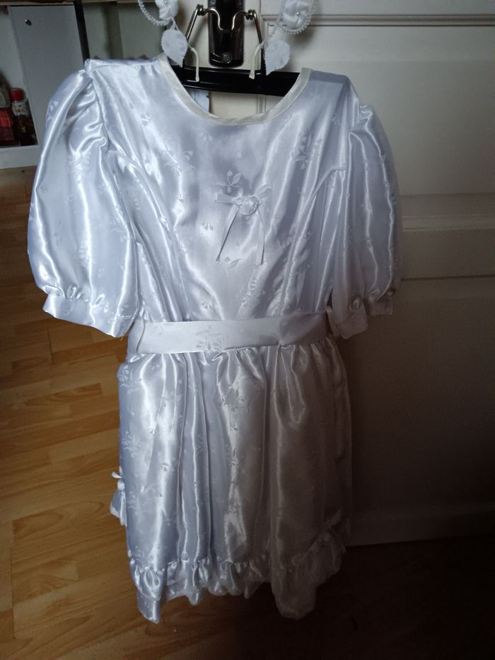 Robe de communion très belle
